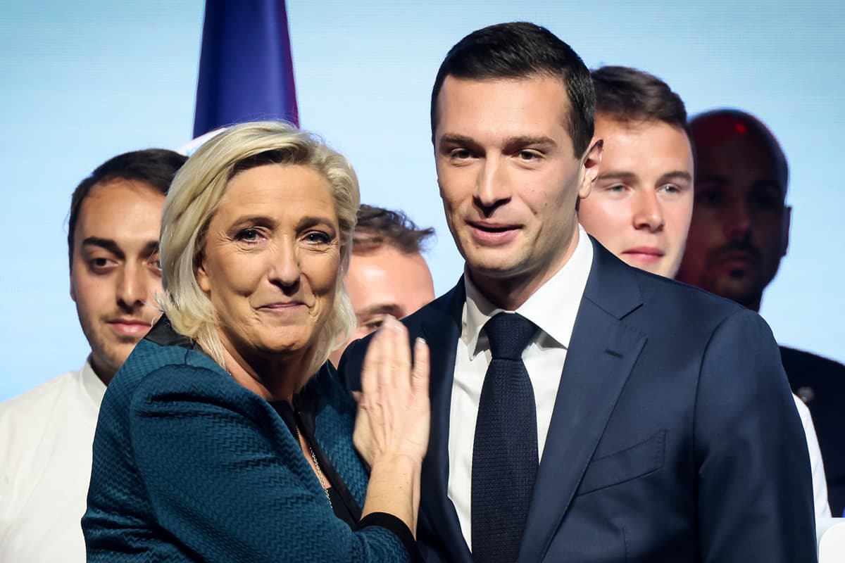 Marine Le Penová a líder Národného zhromaždenia Jordan Bardella. Foto: TASR/AP