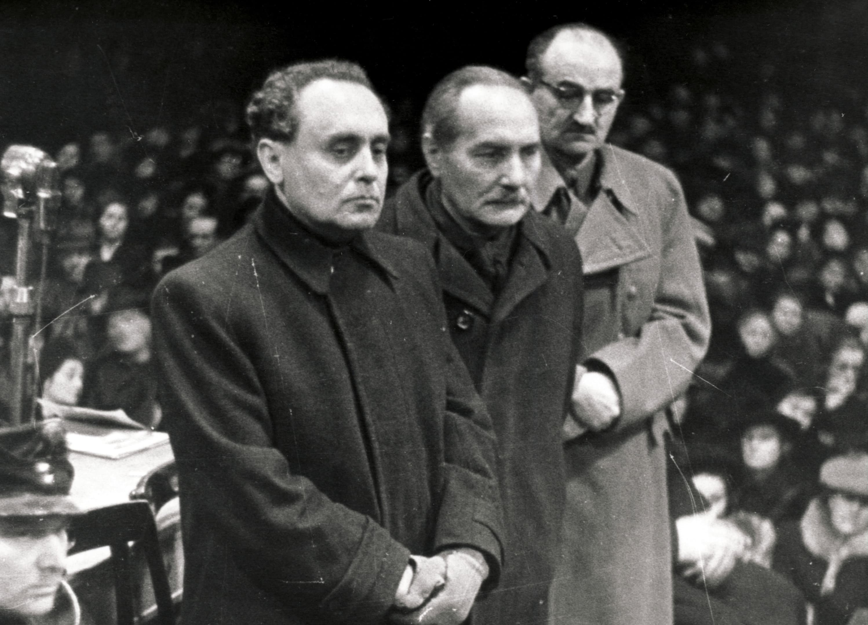 Ferenc Szálasi pred súdom v roku 1945. Foto: wikimedia