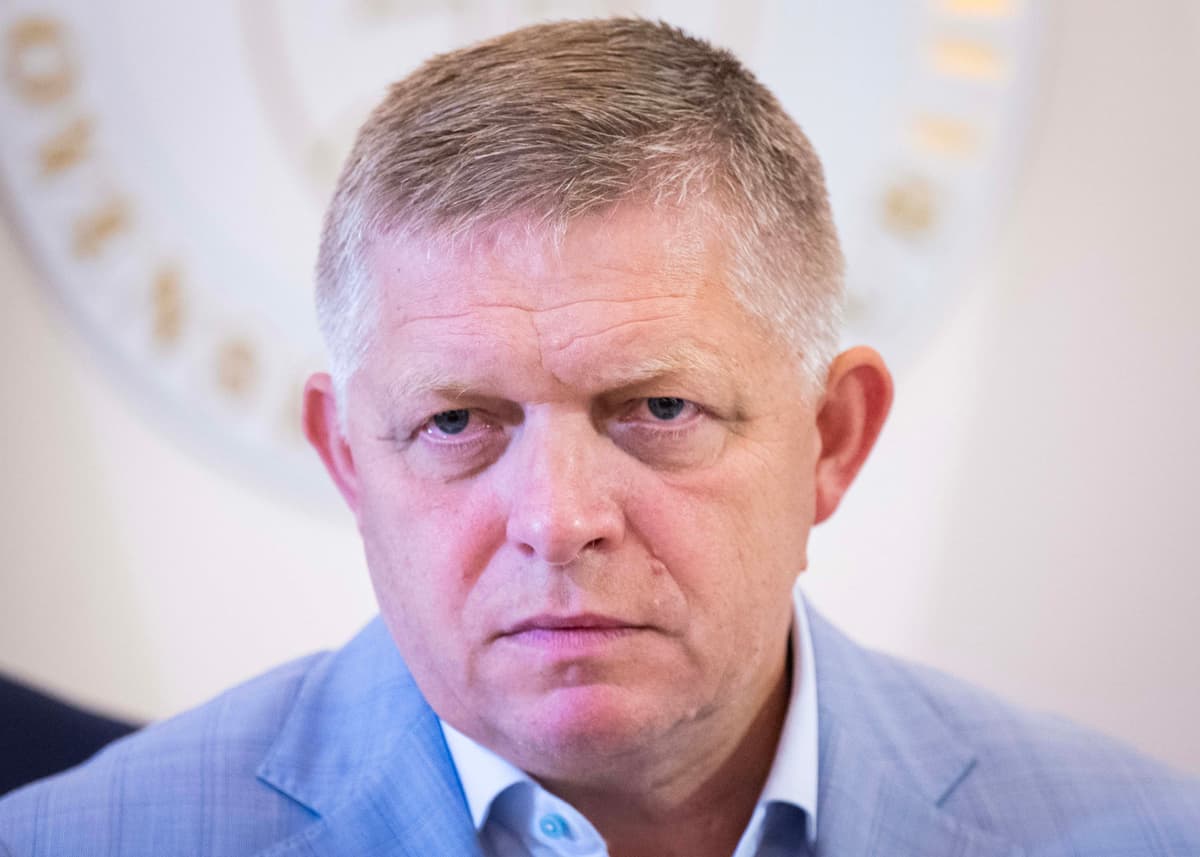 Na snímke predseda vlády SR Robert Fico (SMER-SD) počas tlačovej konferencie k aktuálnej politickej situácii v Bratislave v piatok 15. augusta 2025. Foto: TASR/AP