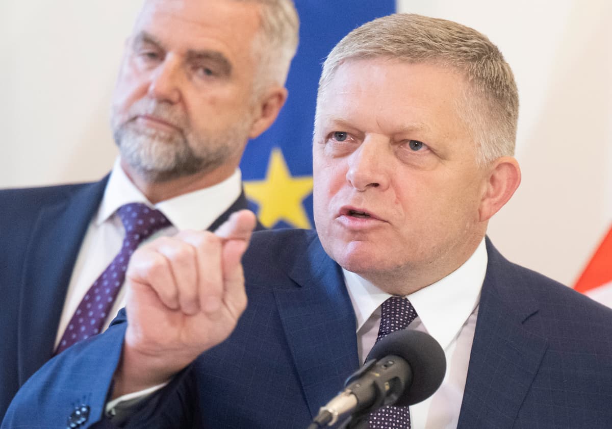 Robert Fico a Tibor Gašpar. Foto: Martin Baumann/TASR
