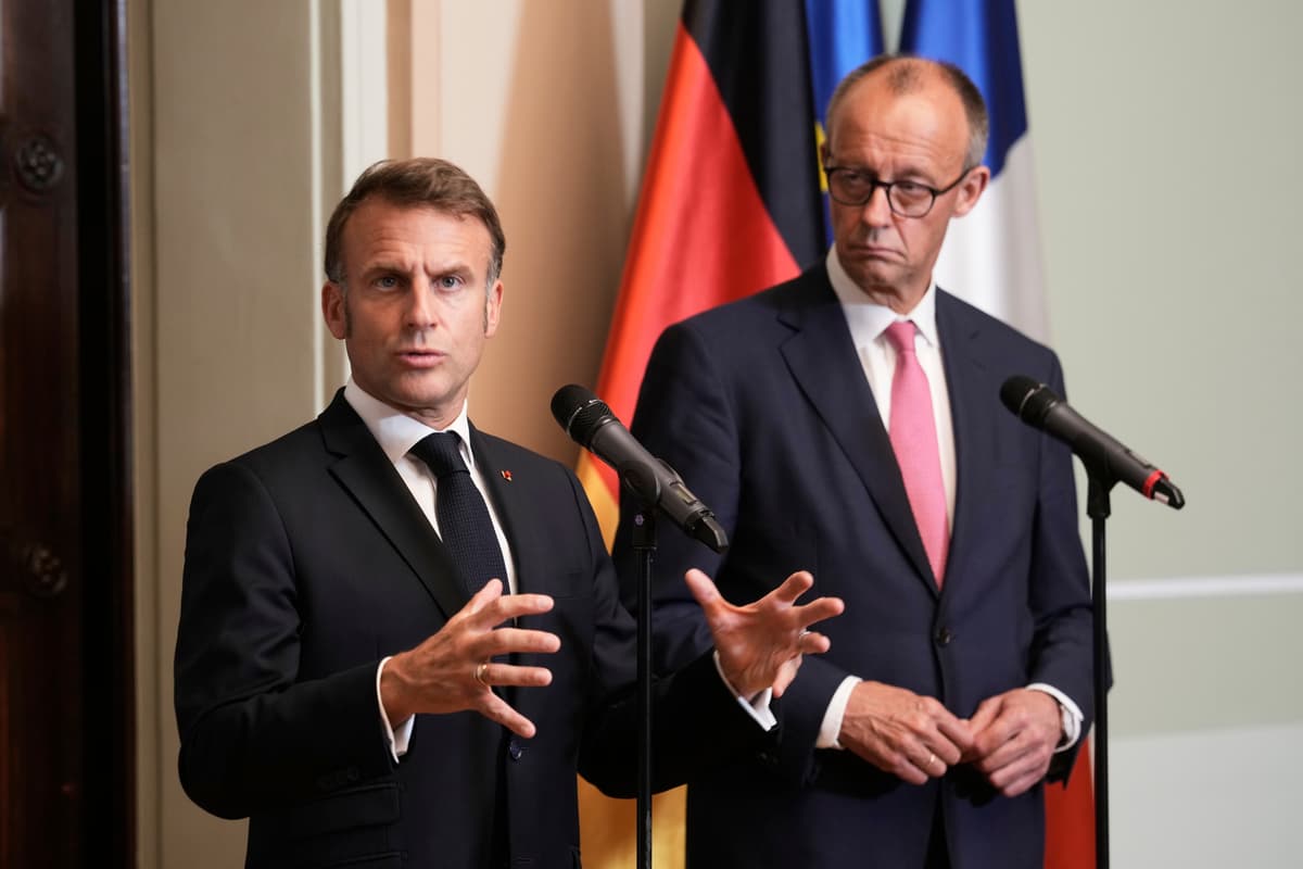 Emmanuel Macron a Friedrich Merz. Foto: TASR/AP