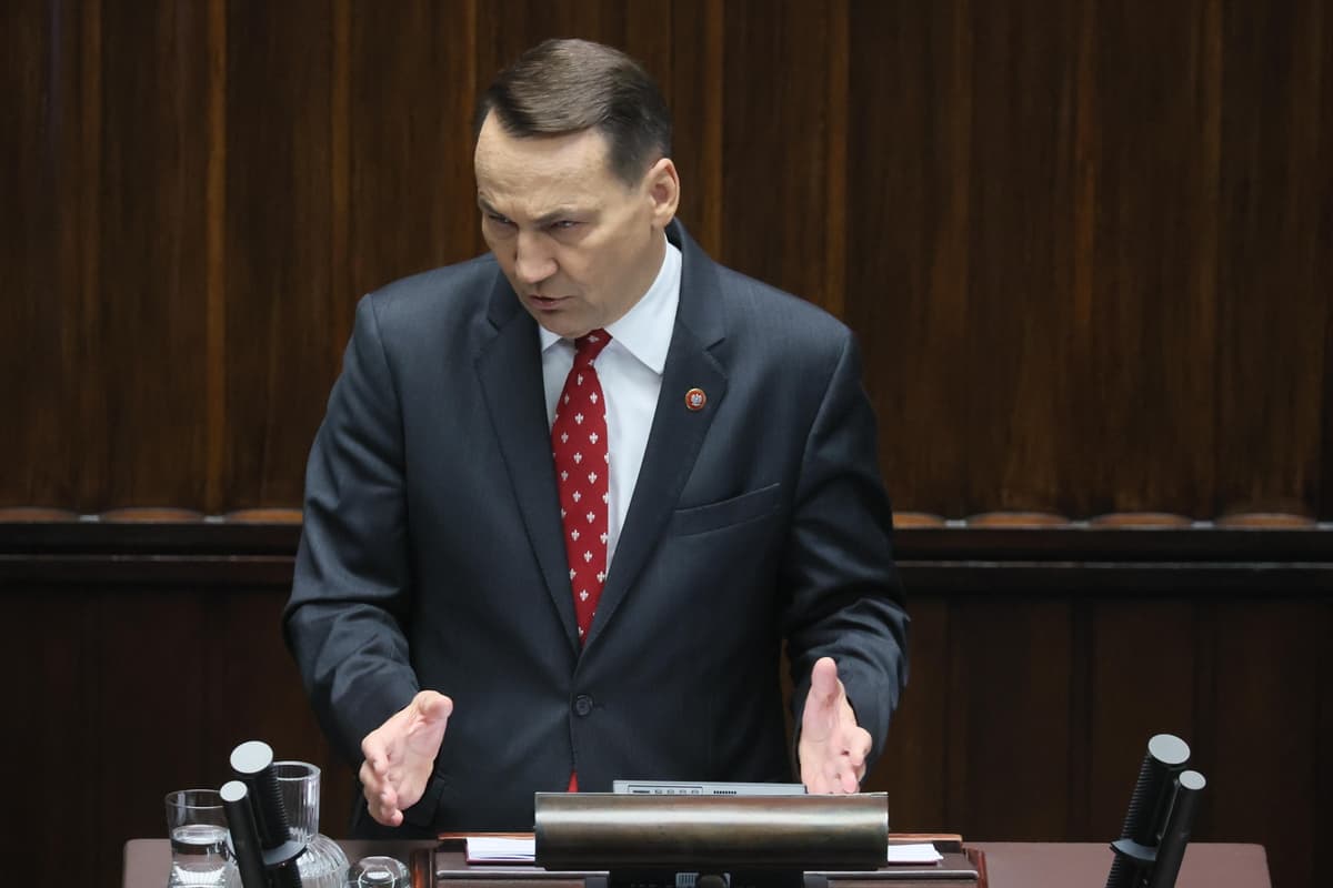 Poľský minister zahraničných vecí Radoslaw Sikorski. FOTO: TASR/PAP