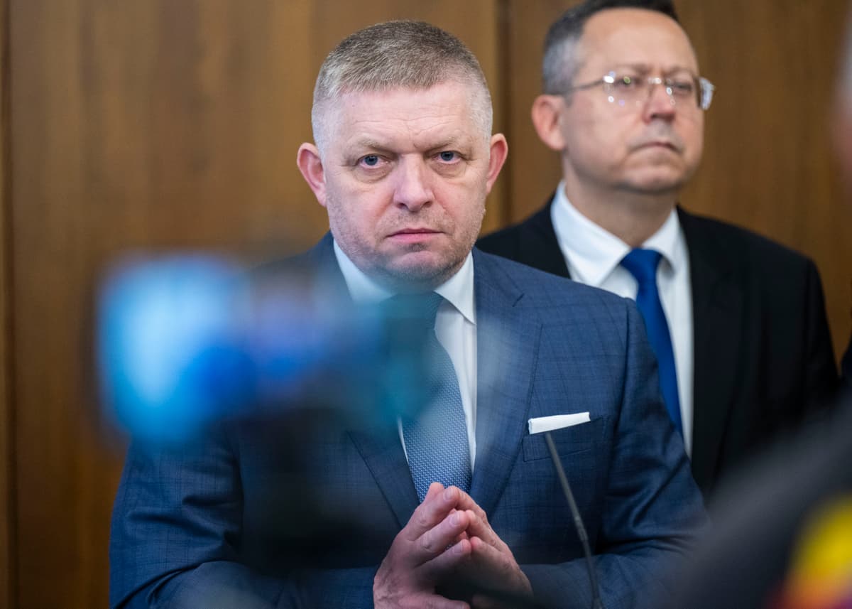 Robert Fico a Ladislav Kamenický. Foto: TASR.