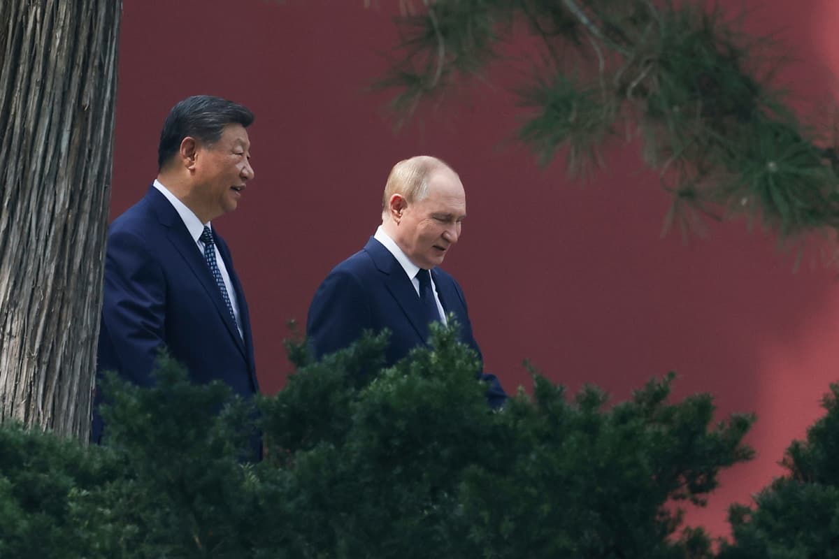 Vladimir Putin a Si Ťin-pching v Pekingu 2. septembra 2025. Foto: TASR/AP
