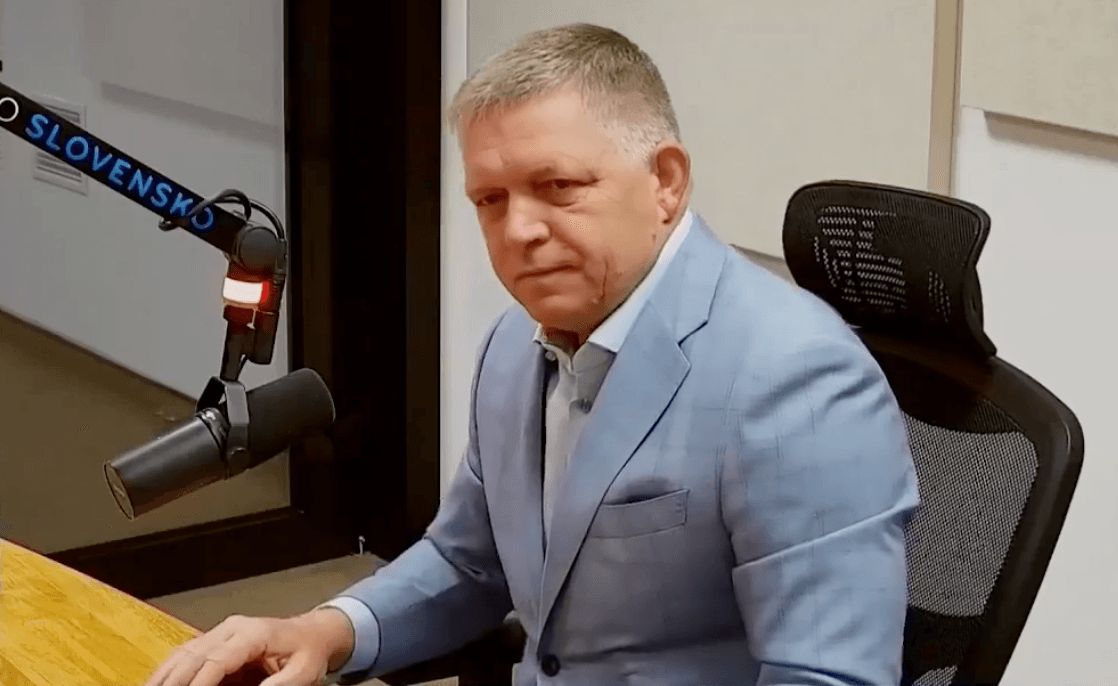 Robert Fico v relácii Sobotné dialógy. Foto: printscreen FB/Správy STVR