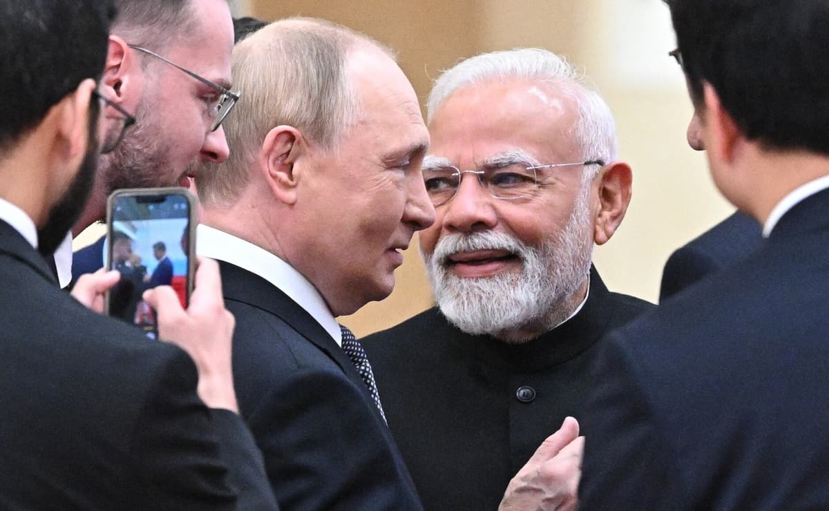 Vladimir Putin a Nárendra Módí na samite Šanghajskej organizácie pre spoluprácu v čínskom meste Tchien-ťin 1. septembra 2025. Foto: Kremlin Press Service / ANADOLU / Anadolu via AFP / Profimedia