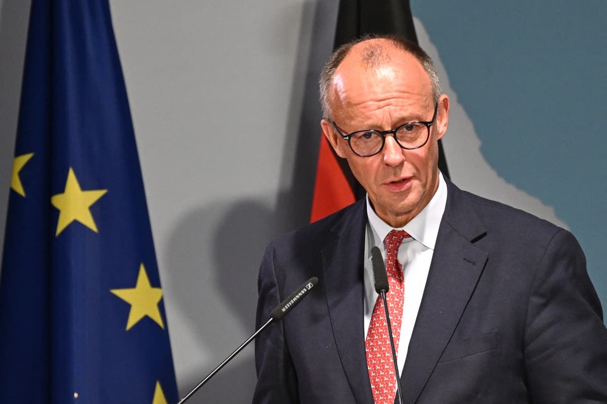 Friedrich Merz na konferencii nemeckých veľvyslancov. Foto RALF HIRSCHBERGER / POOL / AFP / Profimedia