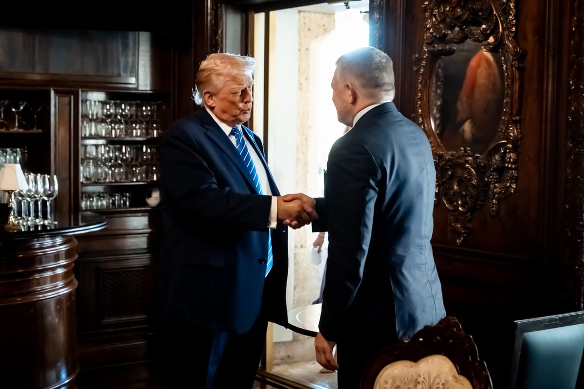 Donald Trump a Robert Fico. Foto TASR/Úrad vlády SR