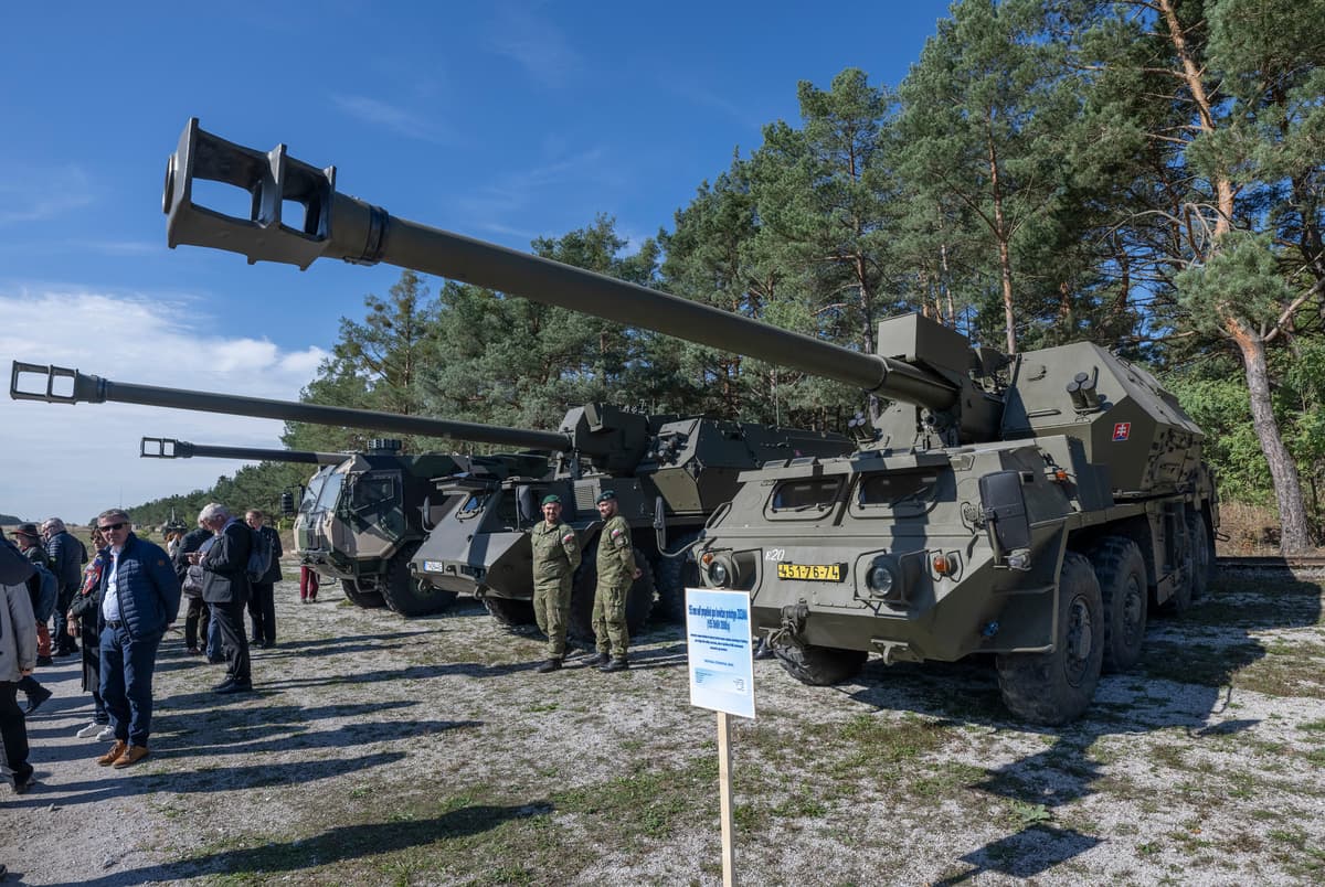 Samohybná kanónová húfnica vz. 2000 Zuzana. Foto: Martin Baumann/TASR