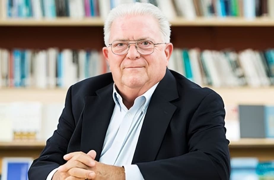 Chas Freeman. Zdroj: The American Academy of Diplomacy