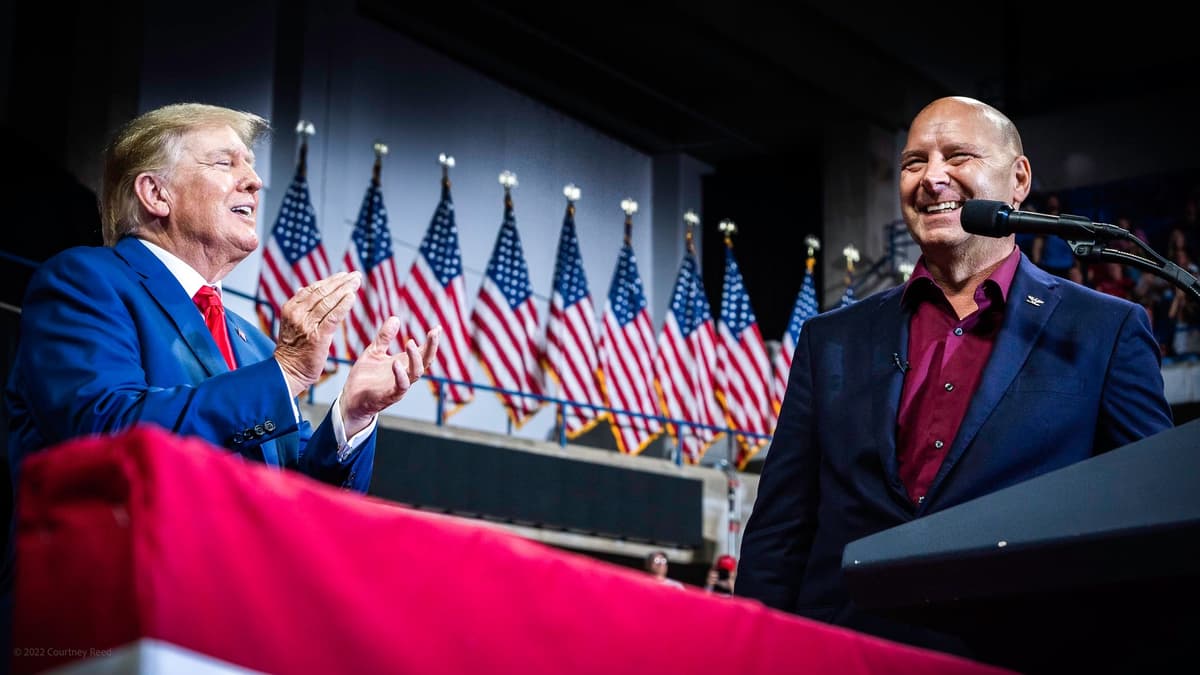 Donald Trump a Douglas Mastriano. Foto Douglas Mastriano Fighting for Freedom/Facebook