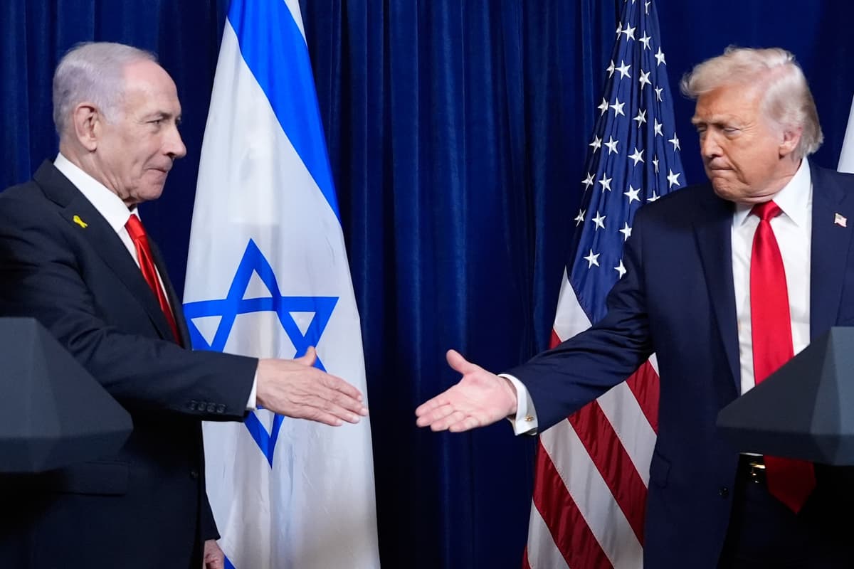 Donald Trump a Benjamin Netanjahu. Foto TASR/AP