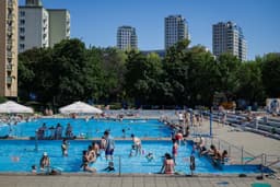 Bratislavské kúpalisko Delfín. Foto:TASR/Pavol Zachar