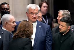 Benjamin Netanjahu, Andrij Sybiha a Volodymyr Zelenskyj. Foto: Stringer / Sputnik / Profimedia
