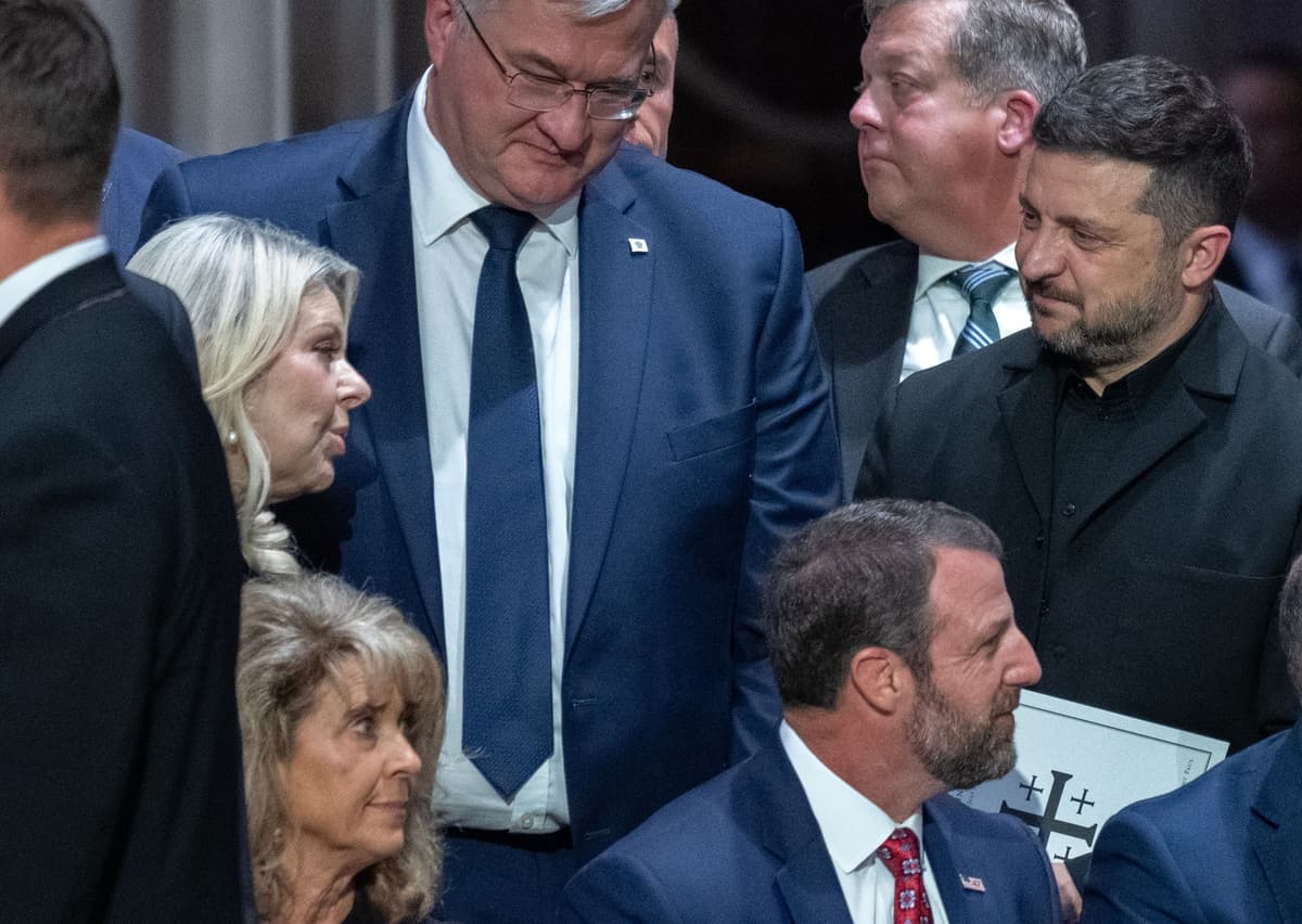 Zelenskyj so Sárou Netanjahuovou na pohrebe sen. Grahama. Foto: Ron Sachs - CNP / Shutterstock Editorial / Profimedia