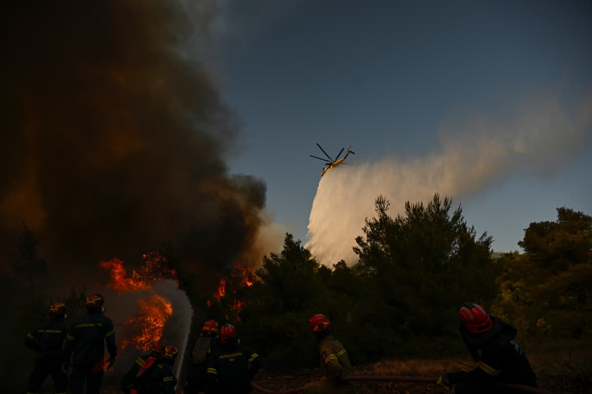 Požiare v Grécku. Foto:TASR/AP Photo/Michael Varaklas