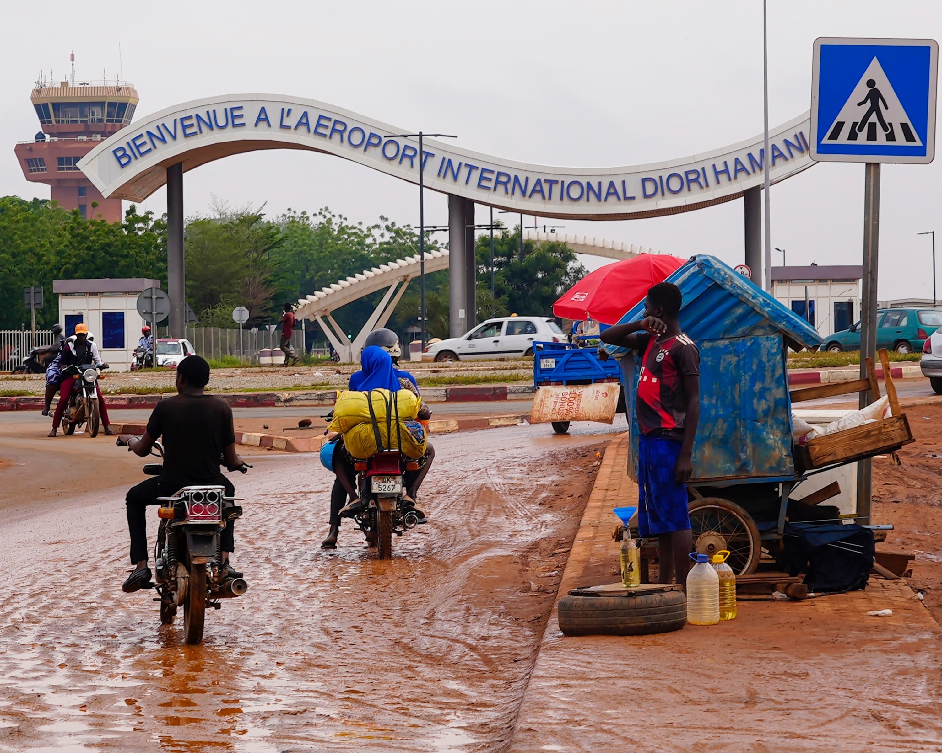 Život v Niamey sa vracia do normálu. Foto: TASR/AP