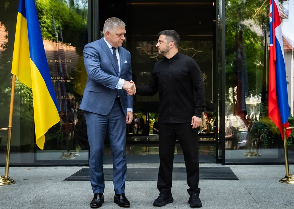 Premiér Fico sa v Užhorode stretol s ukrajinským prezidentom Zelenským. Foto: TASR/ Roman Hanc