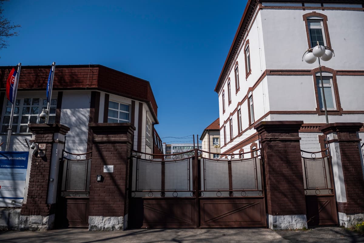 Na snímke sídlo Slovenskej informačnej služby (SIS) na Vajnorskej ulici v Bratislave. Foto: Jaroslav Novák/TASR