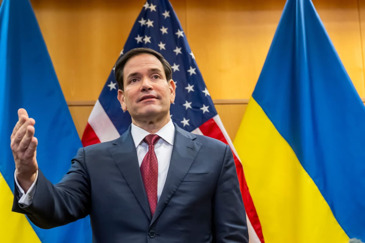 Na snímke americký minister zahraničných vecí Marco Rubio hovorí počas tlačovej konferencie v Ženeve 23. novembra 2025. Foto: TASR/AP