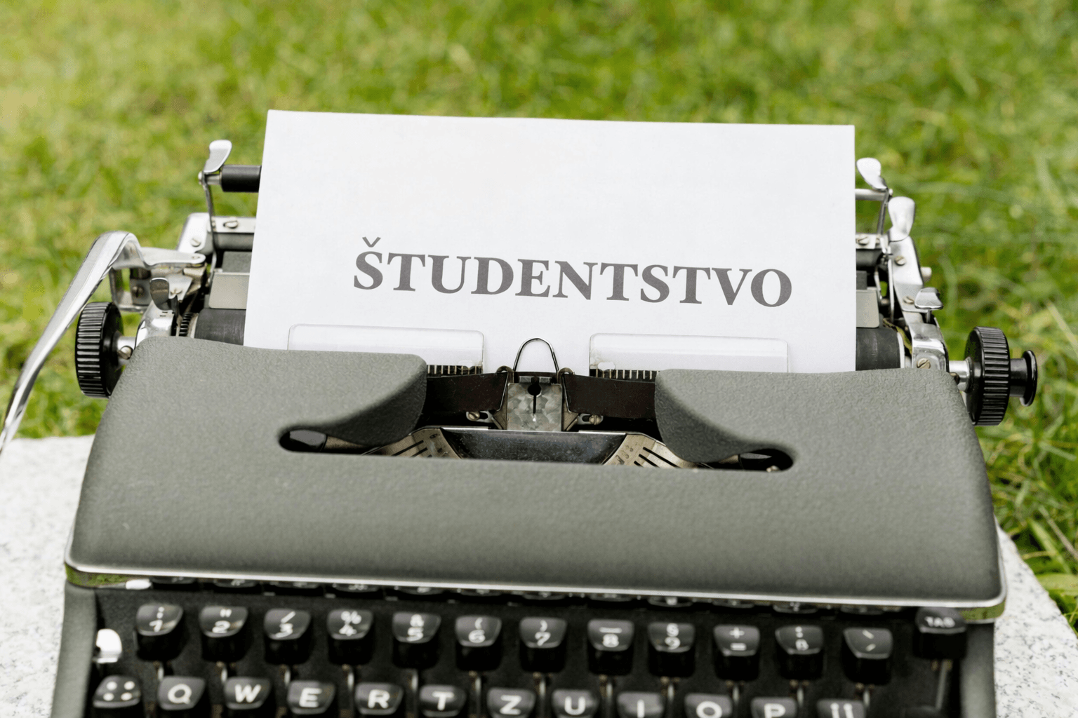 Študentstvo - ilustračný záber. Foto Pexels.com/Chat GPT