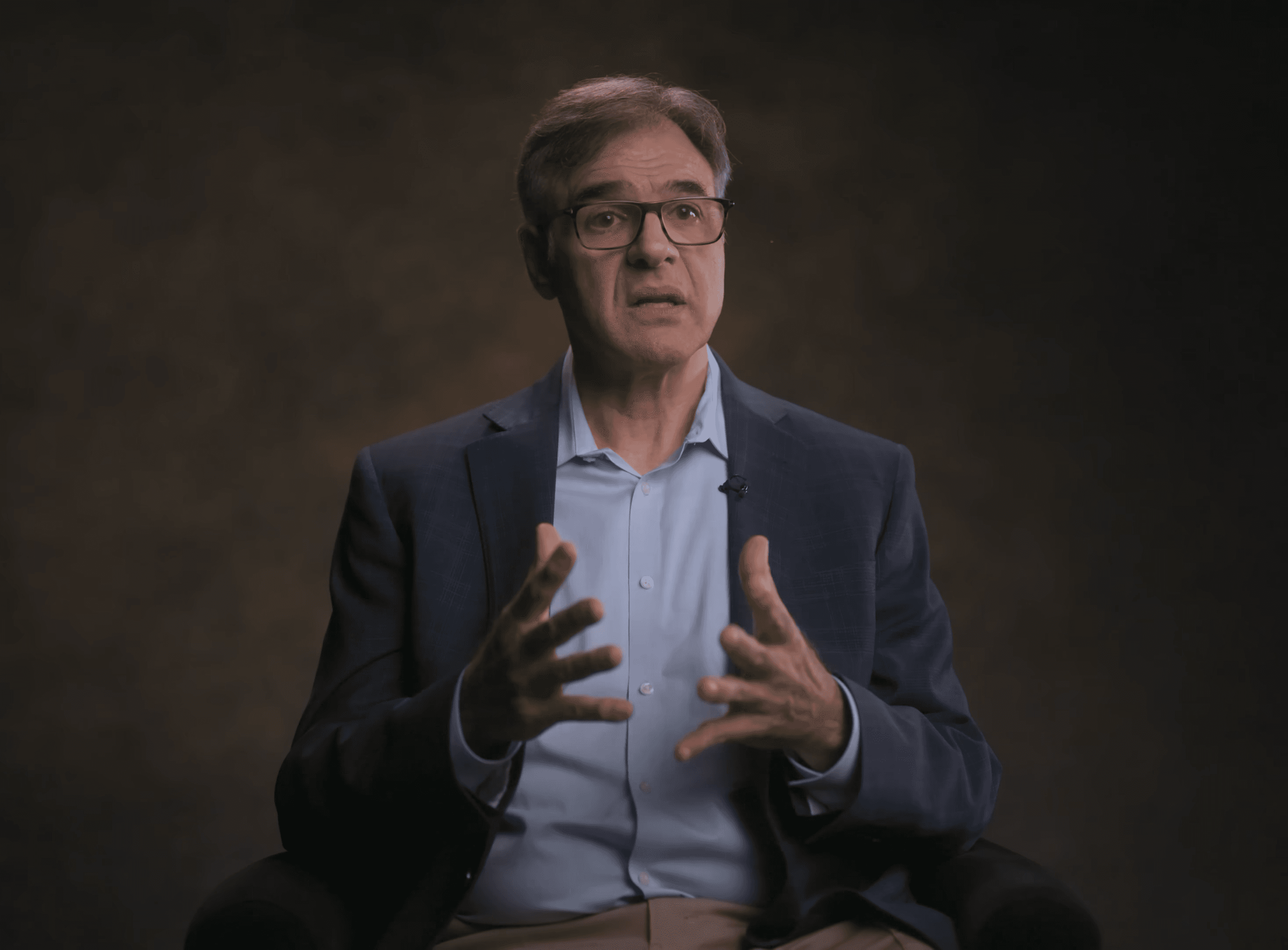 John Kiriakou Zdroj: YouTube/LadBible