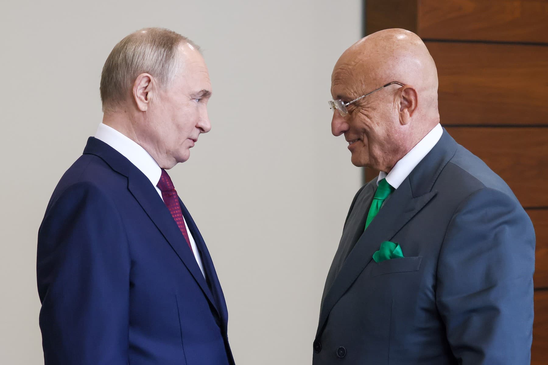 Vladimir Putin a Sergej Karaganov. Foto: Kirill Morozov / TASS / Profimedia