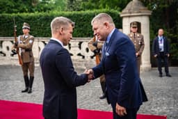 Robert Fico a Péter Magyar. Foto: FB/Úrad vlády Slovenskej republiky
