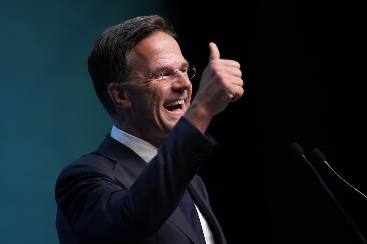 Generálny tajomník NATO Mark Rutte gestikuluje počas prejavu na tlačovej konferencii na summite NATO v Ankare v Turecku v stredu 8. júla 2026. Foto: TASR/AP