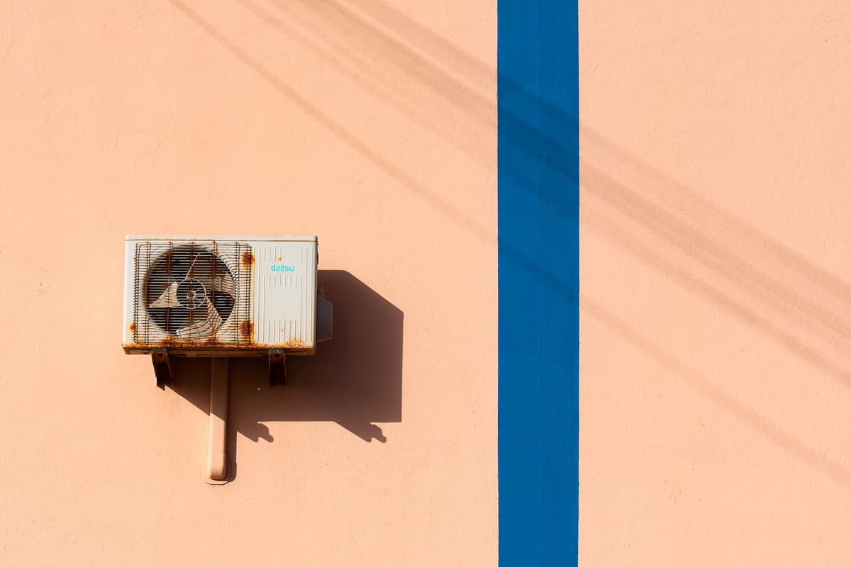 Vonkajšia klimatizačná jednotka, ilustračný záber. Foto Pexels.com