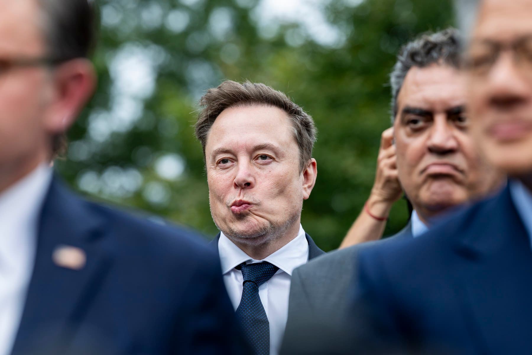 Elon Musk na Trumpovom stretnutí so šéfmi AI firiem. Foto SHAWN THEW / EPA / Profimedia